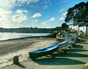 Helford Passage, looking over gigs towards fishermens cottages